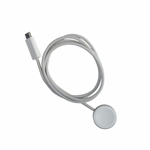 Apple Watch Series 5 – 40mm Space Gray + 6 Brand New Bands & USB-C Charger - Picture 6 of 6